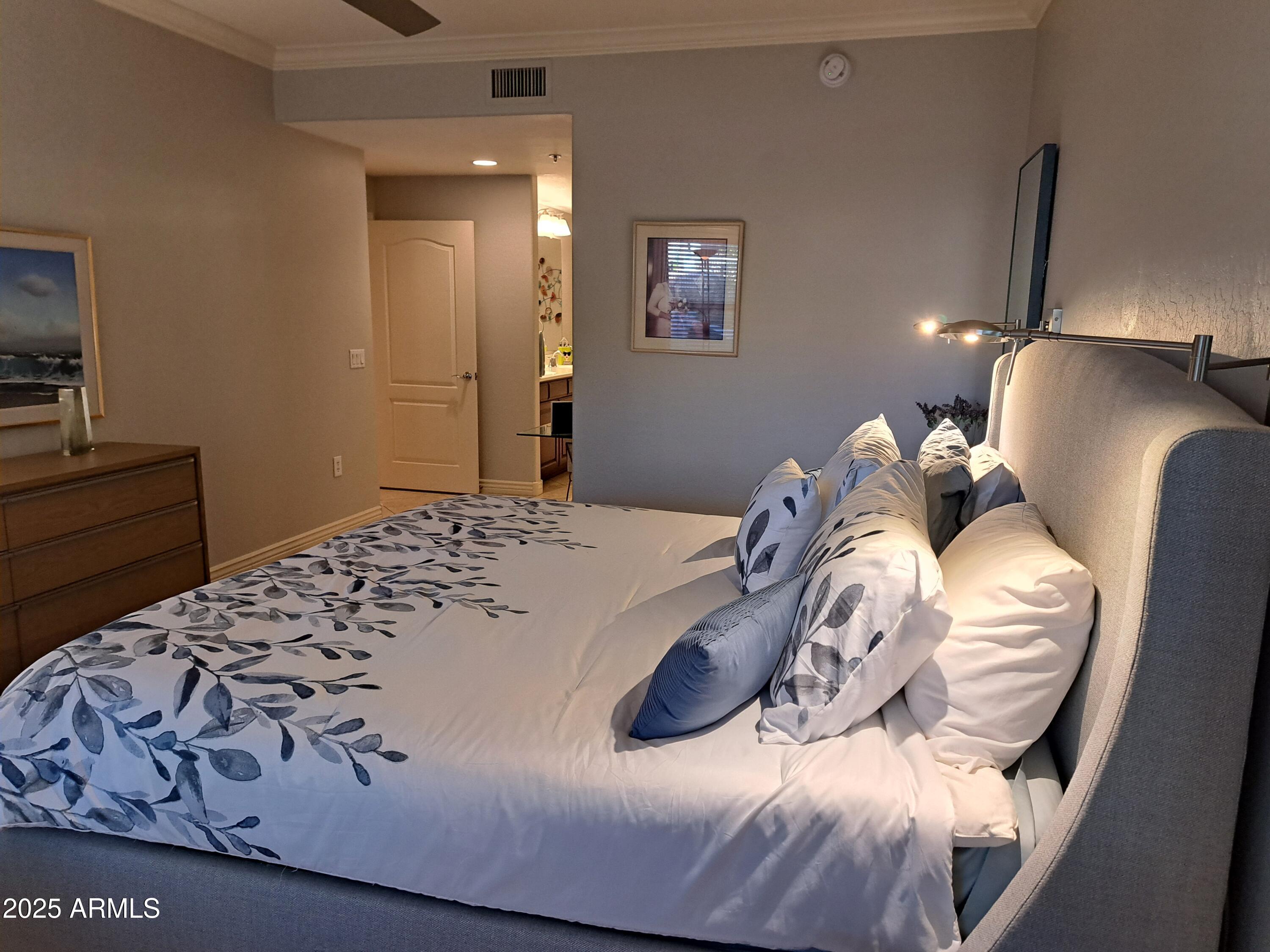 21320 N 56th Street 1163