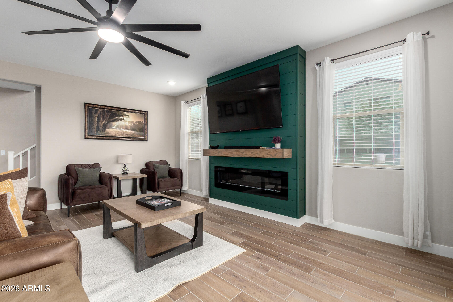 17282 W DAHLIA Drive