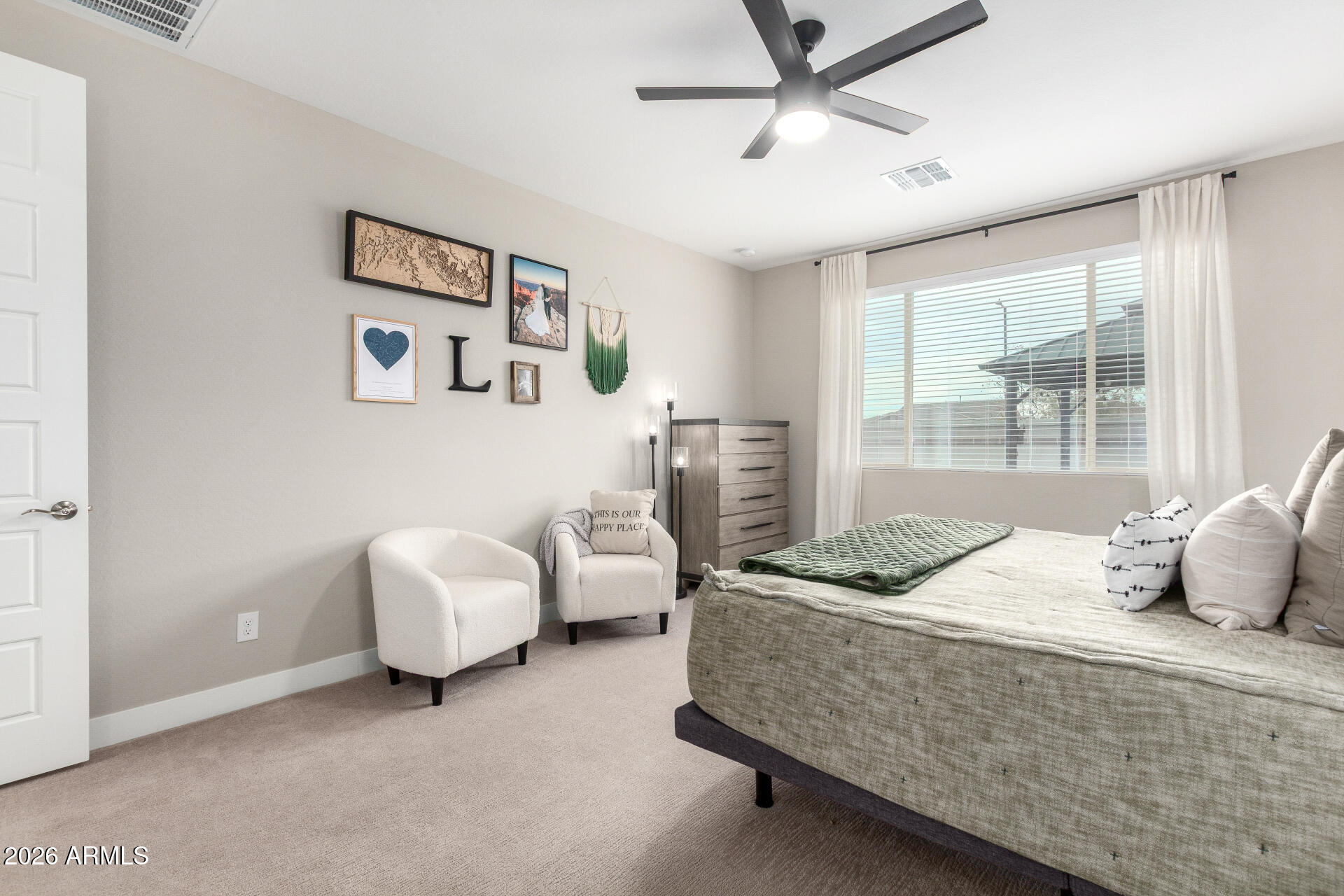 17282 W DAHLIA Drive