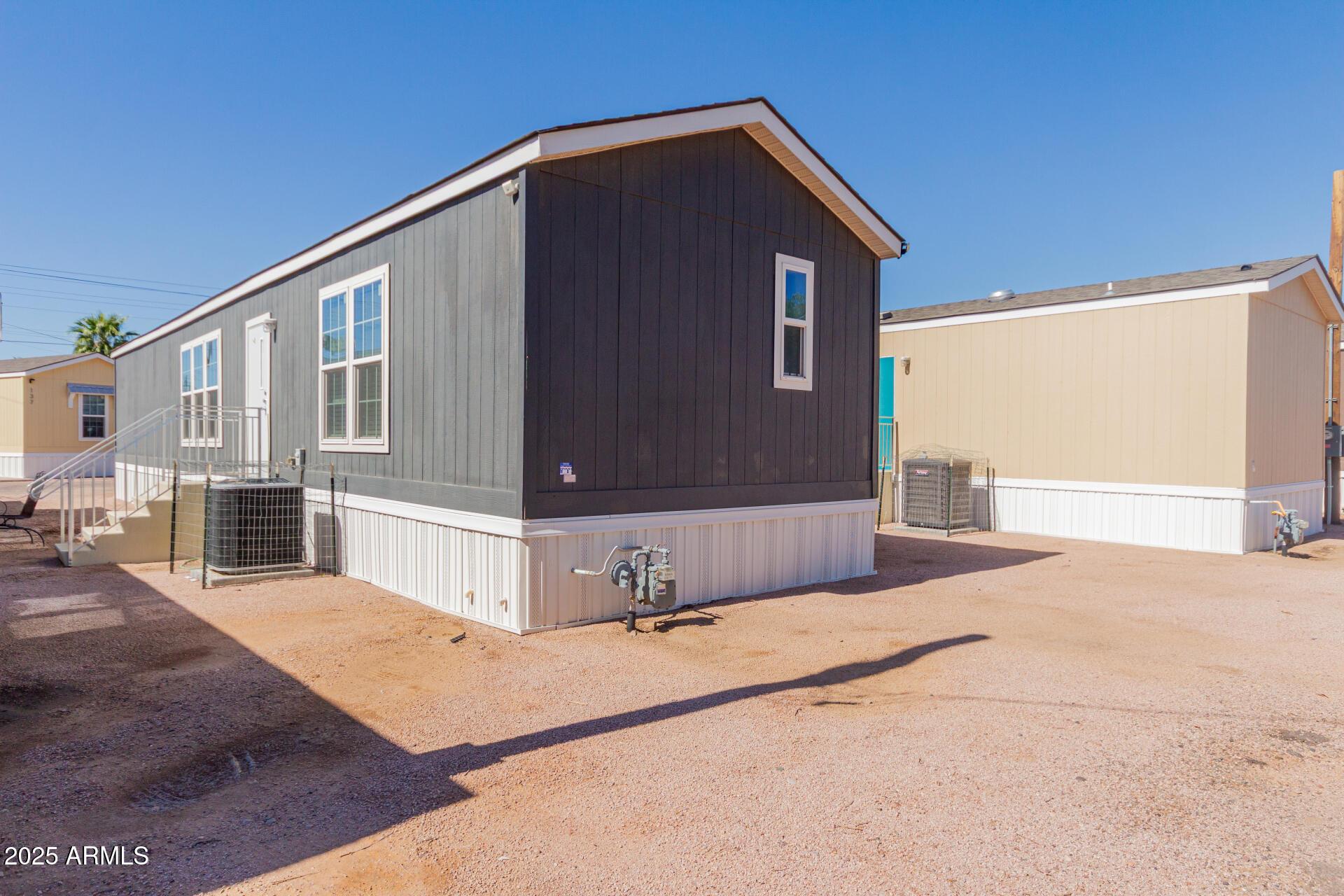 2605 W VAN BUREN Street 104