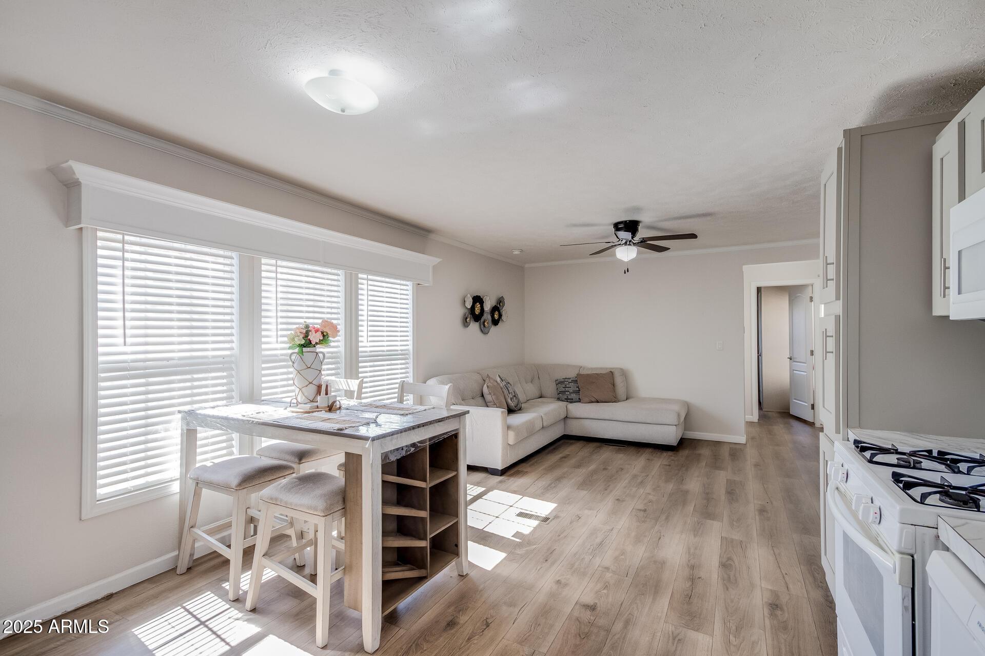 2605 W VAN BUREN Street 104