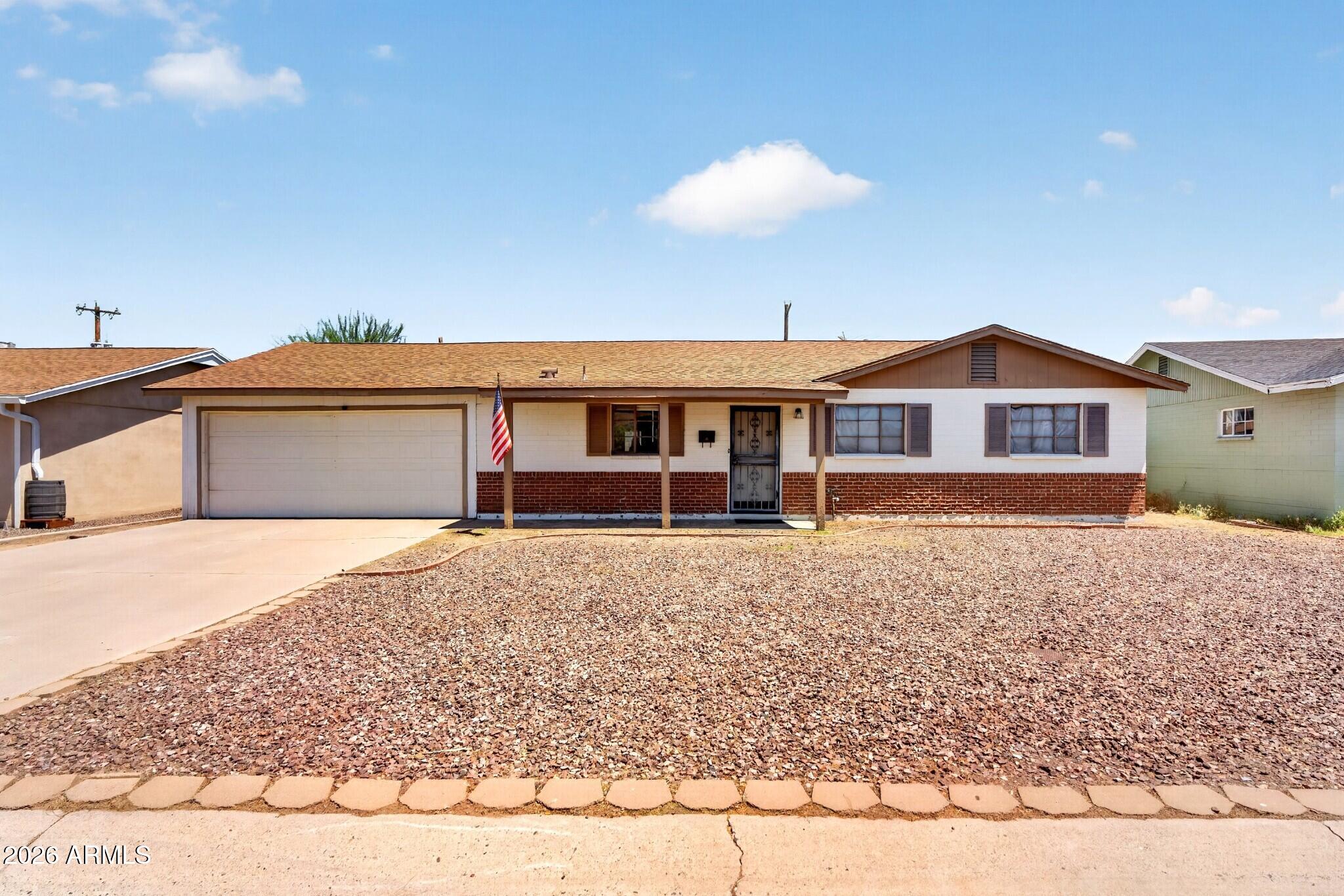 2038 W PALO VERDE Drive