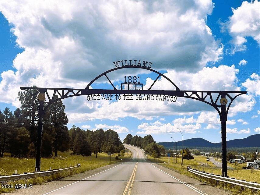 135 E HUALPAI Trail 429