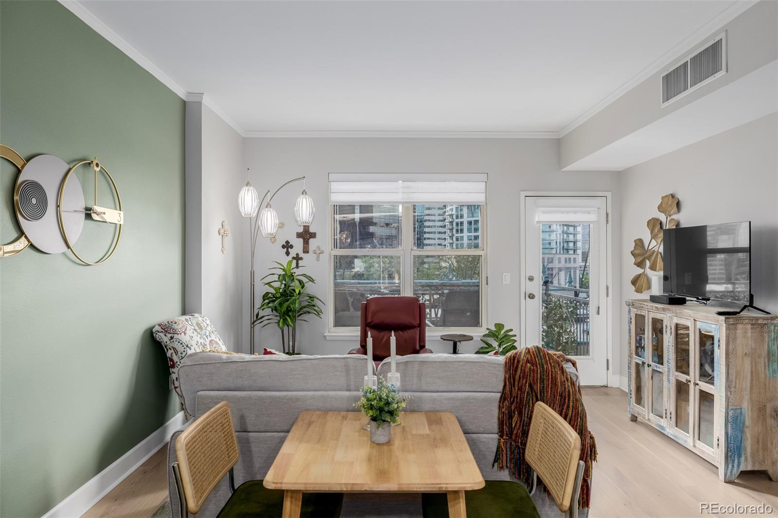 1975 N Grant Street Unit: 509