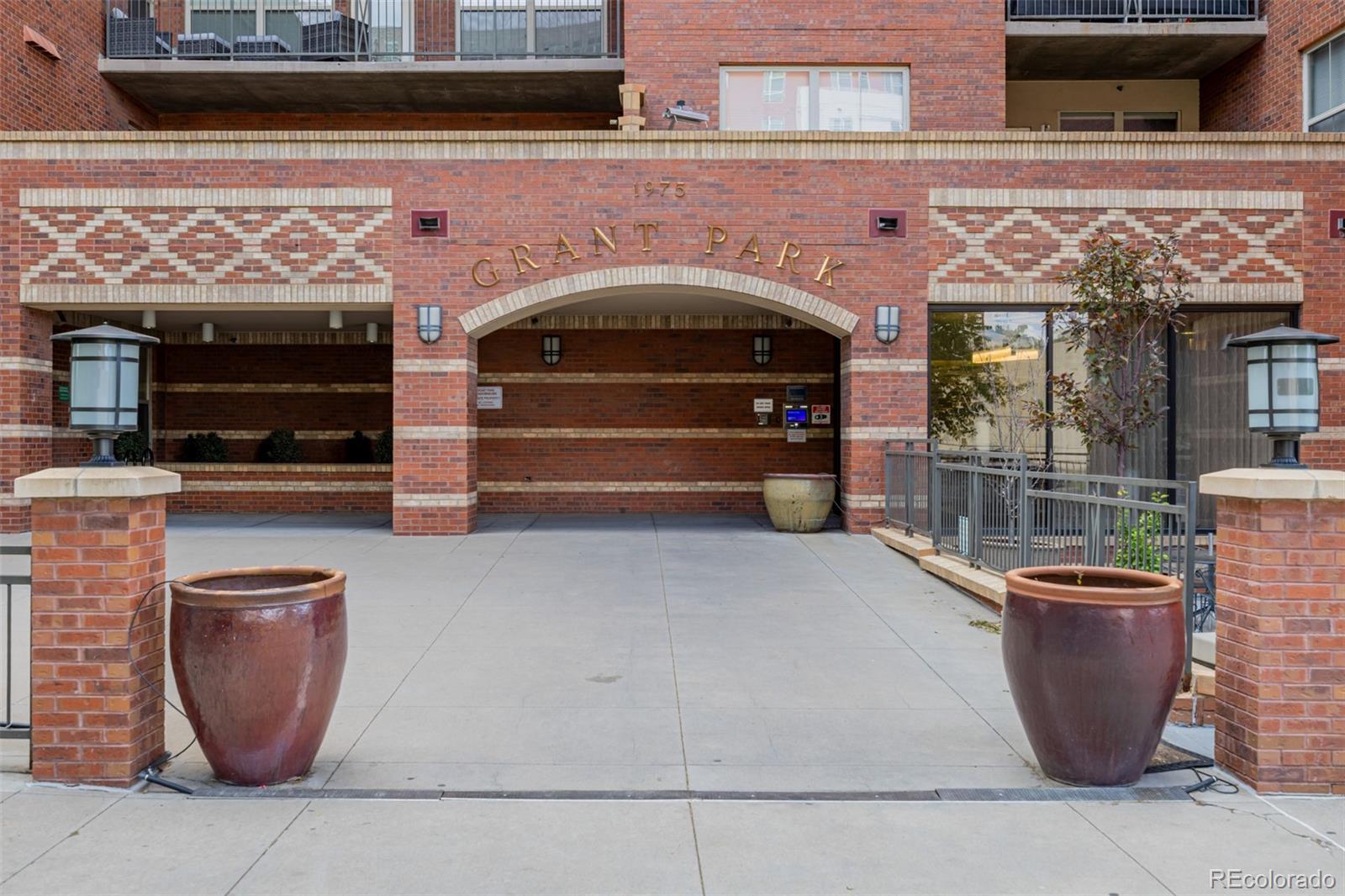 1975 N Grant Street Unit: 509