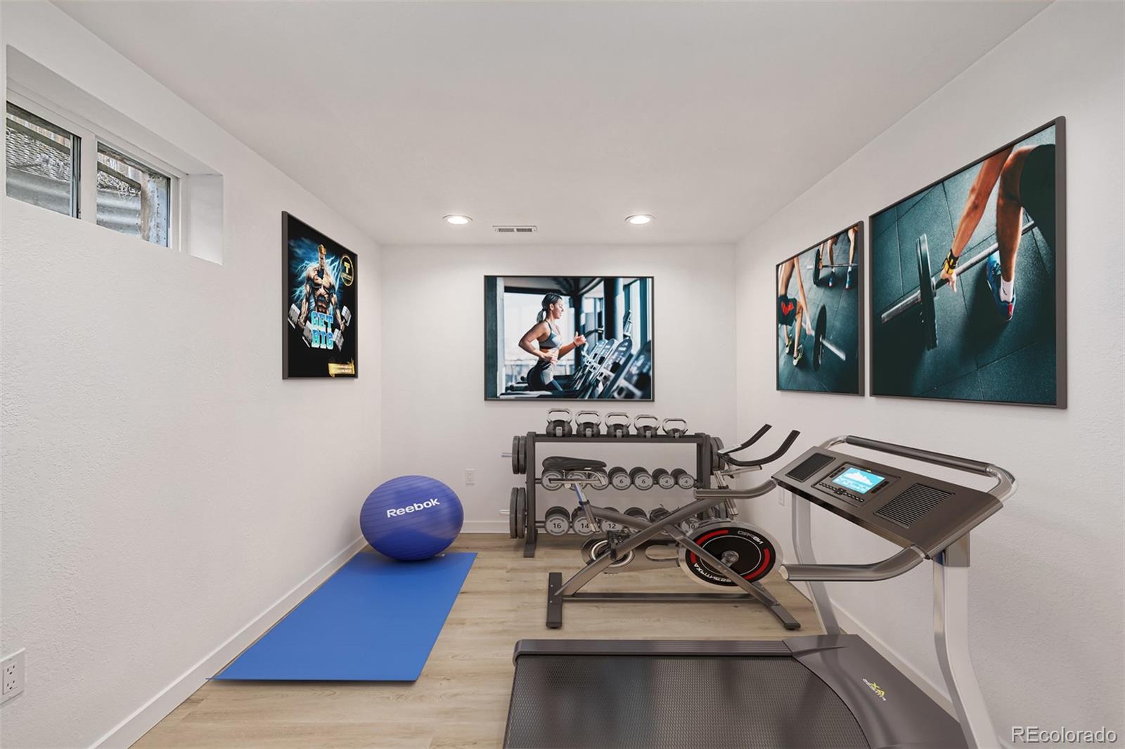 3831 W Rutgers Place