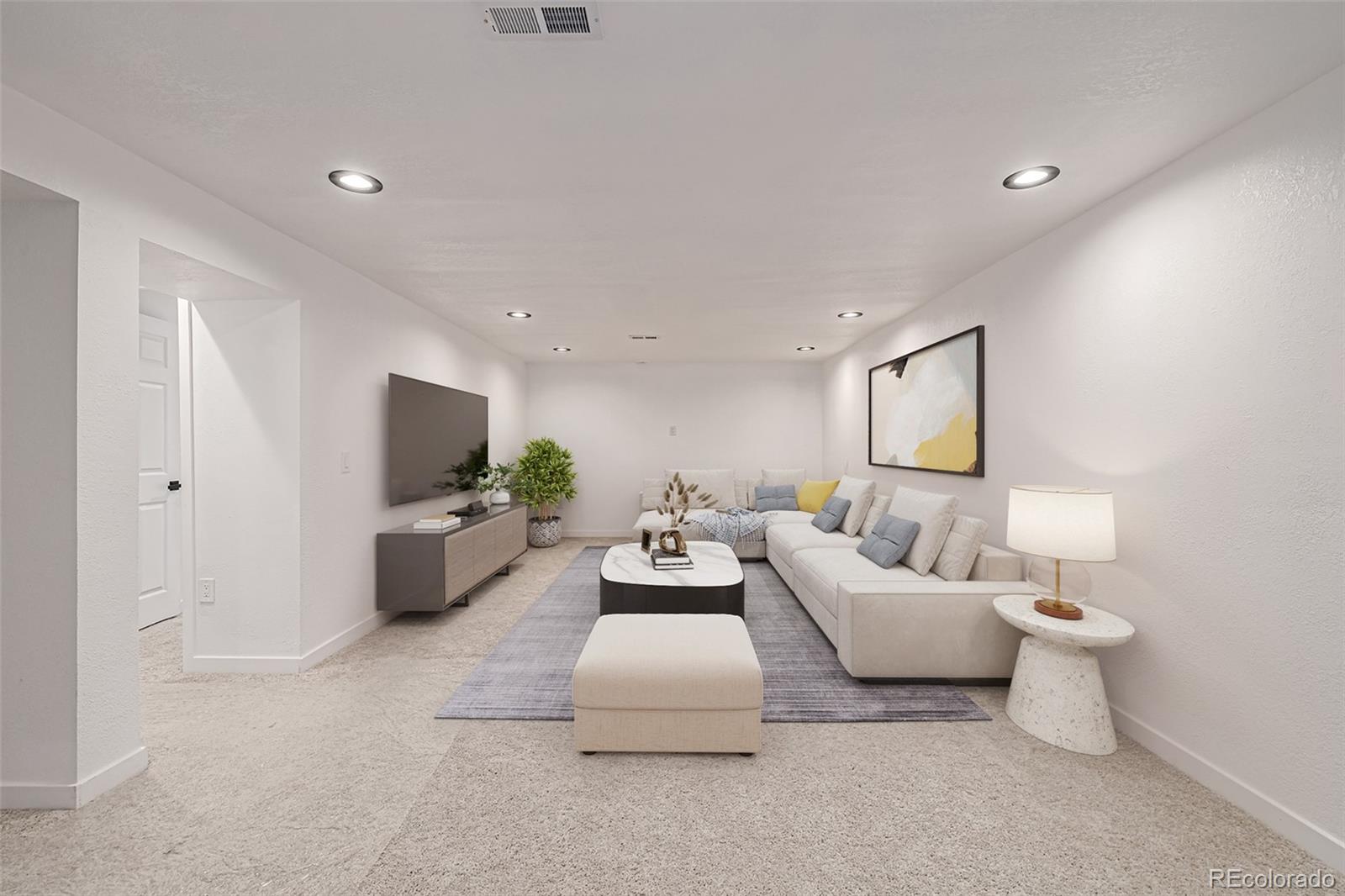 3831 W Rutgers Place