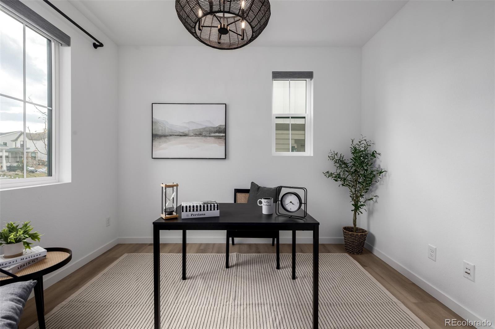 11238 Golden Hour Avenue