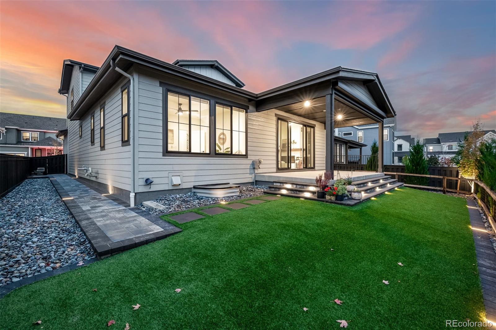 11238 Golden Hour Avenue