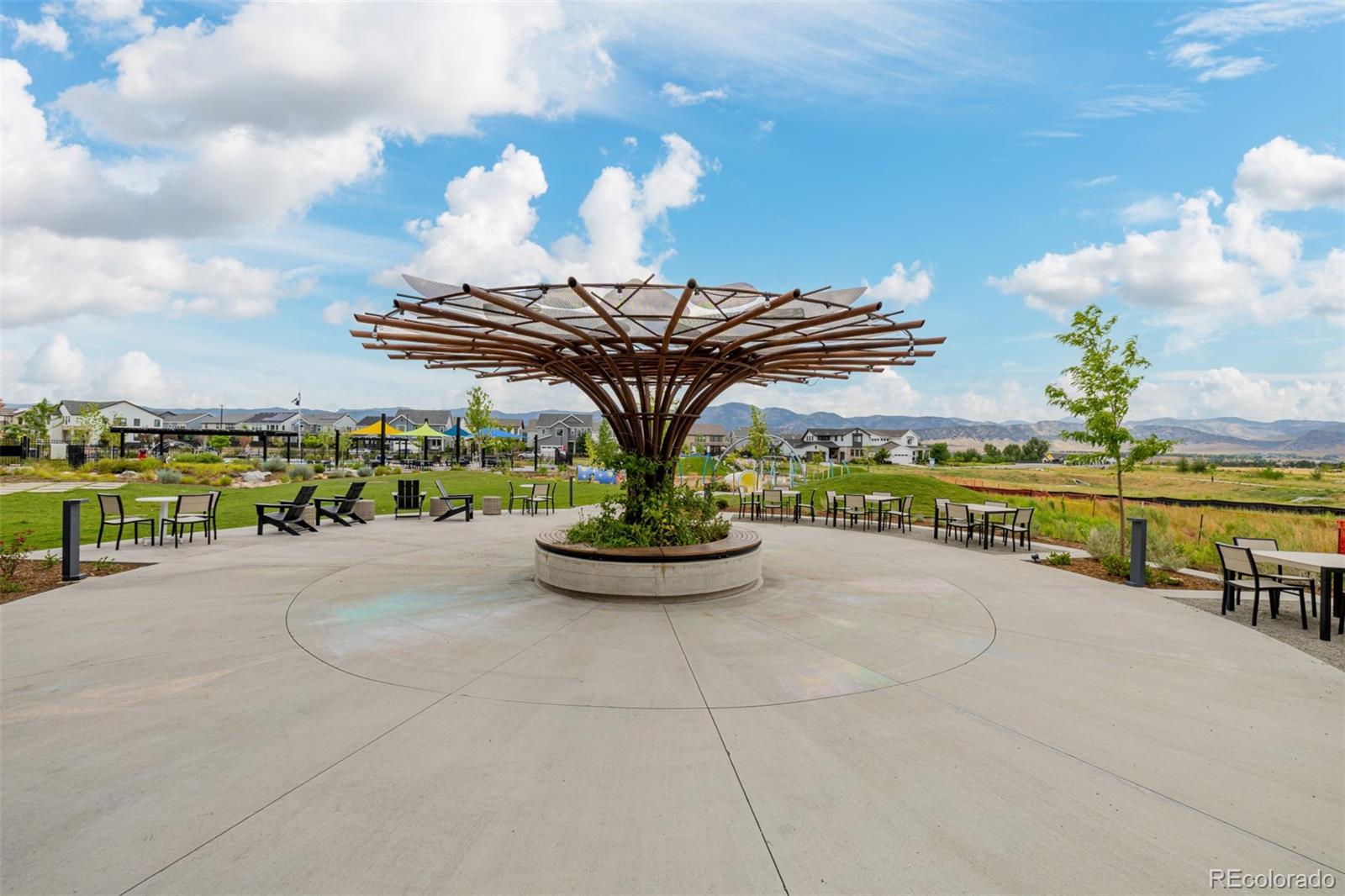 11238 Golden Hour Avenue