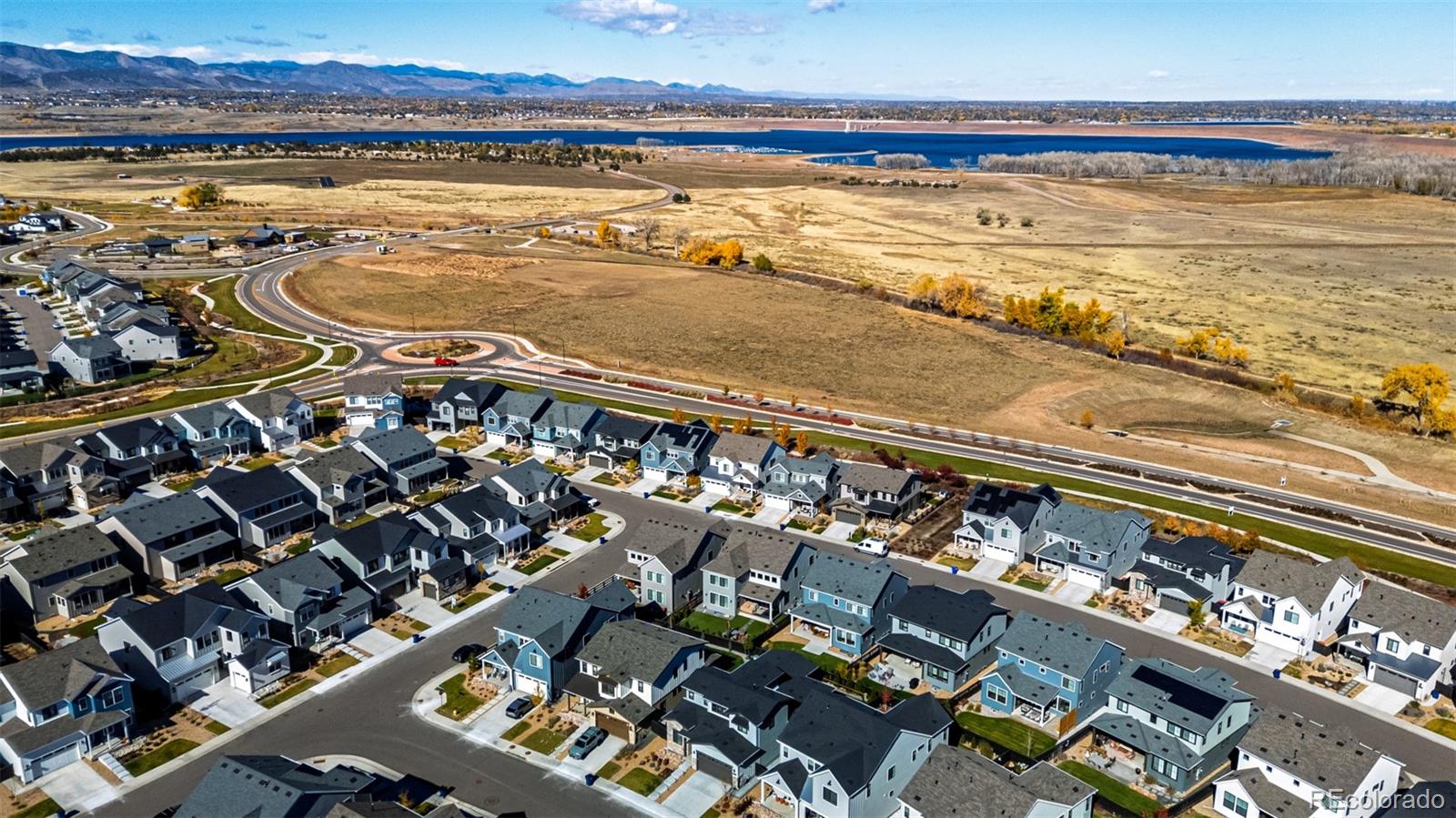 11238 Golden Hour Avenue