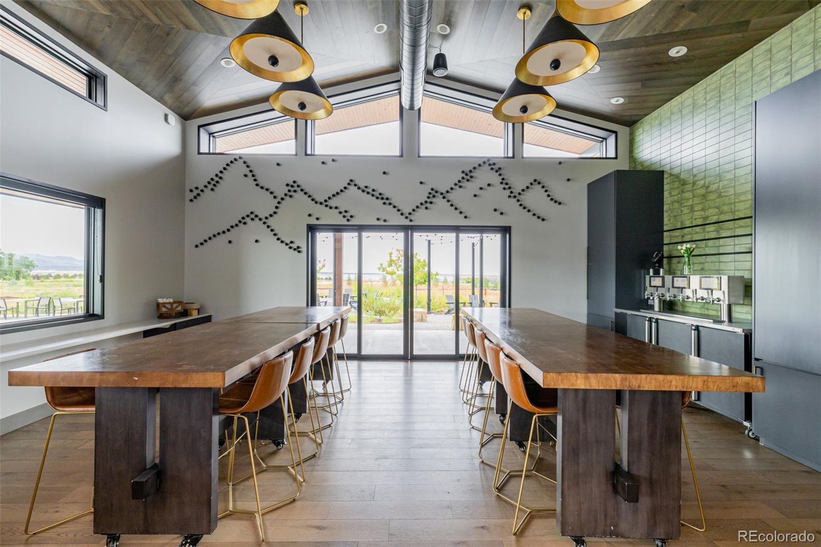 8785 Moonshimmer Trail