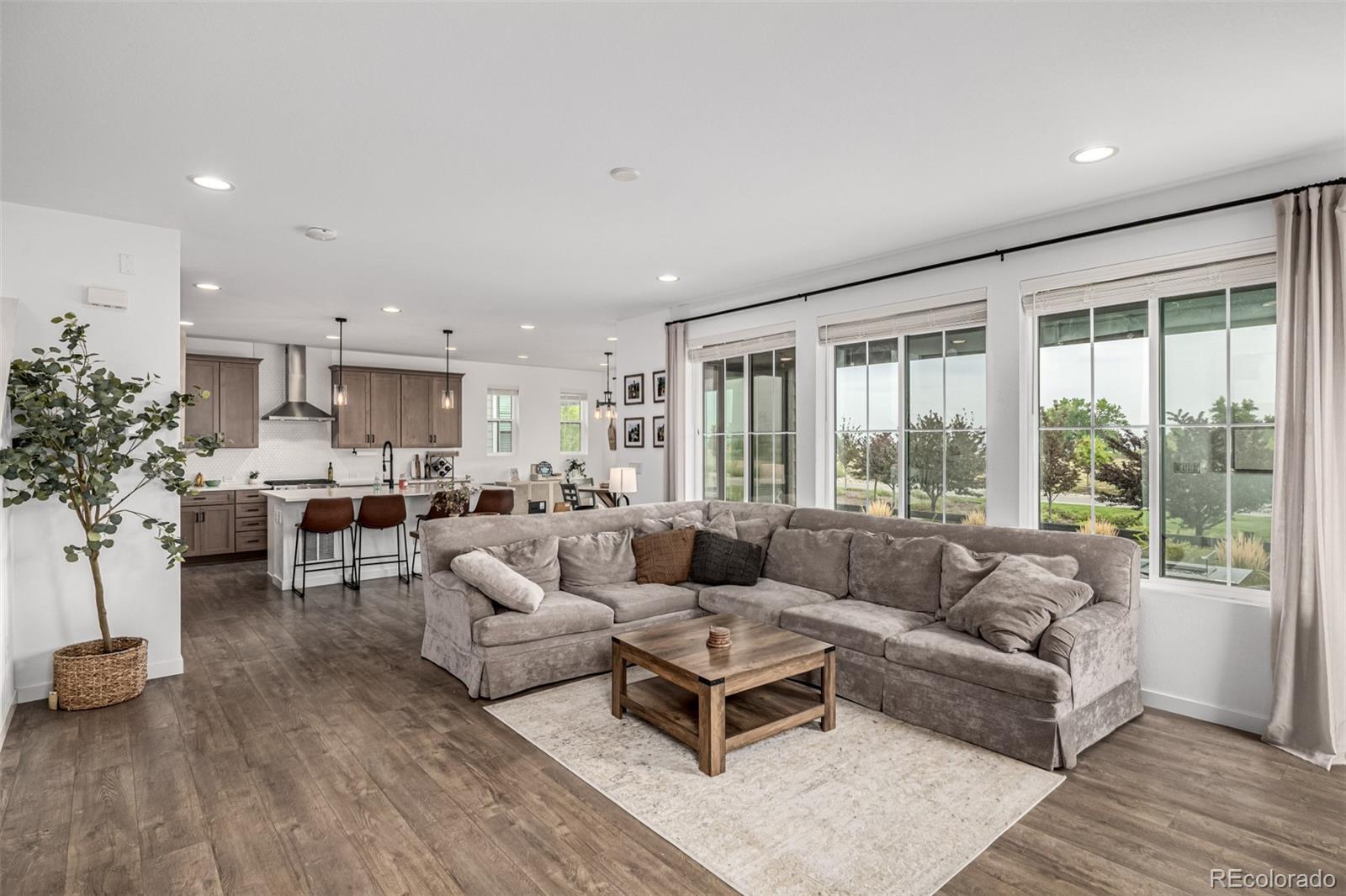 8785 Moonshimmer Trail