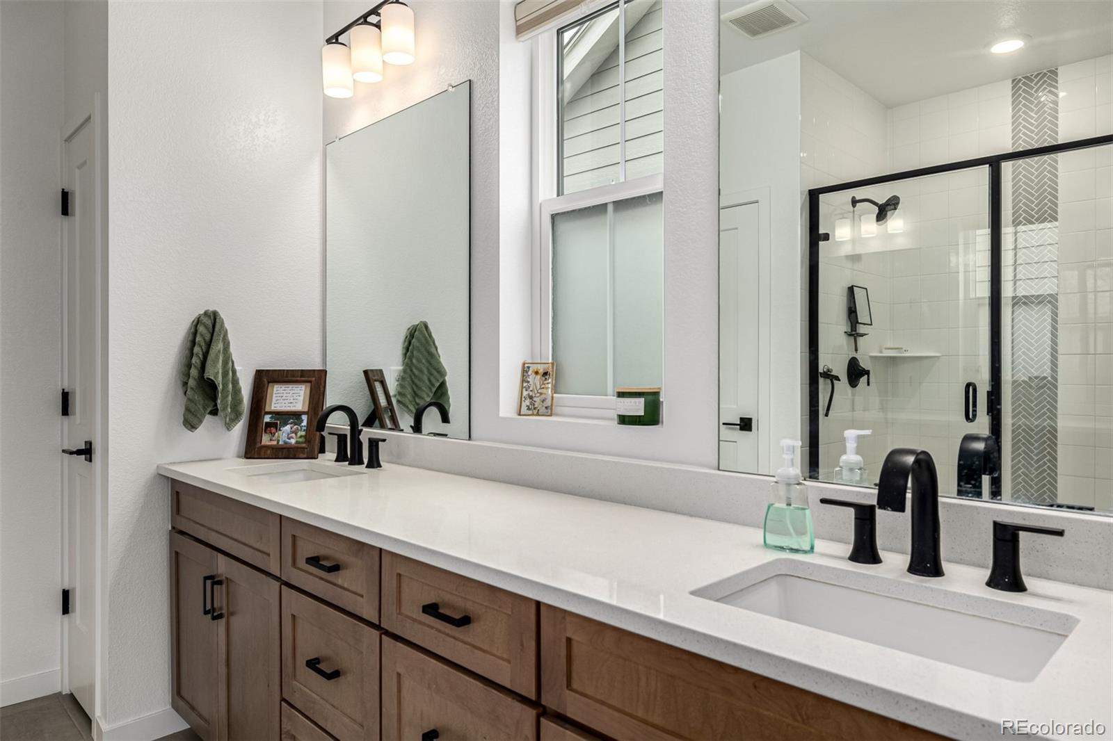 8785 Moonshimmer Trail