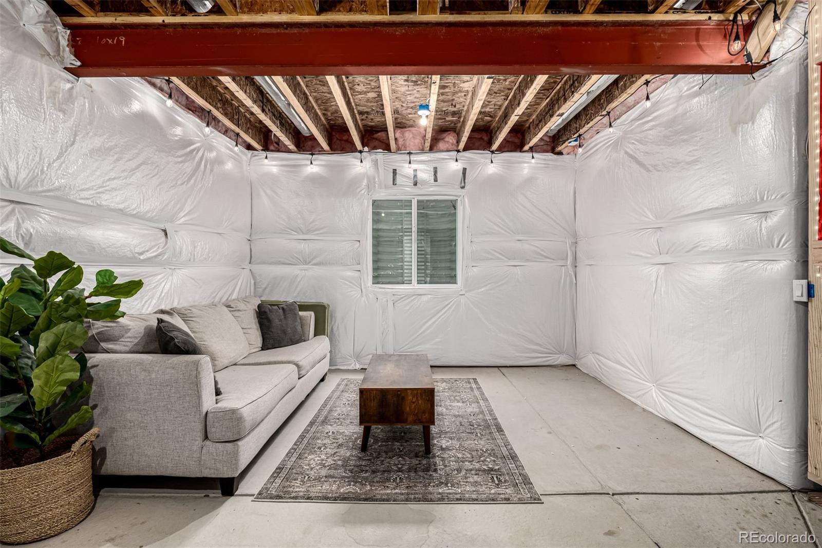 8785 Moonshimmer Trail