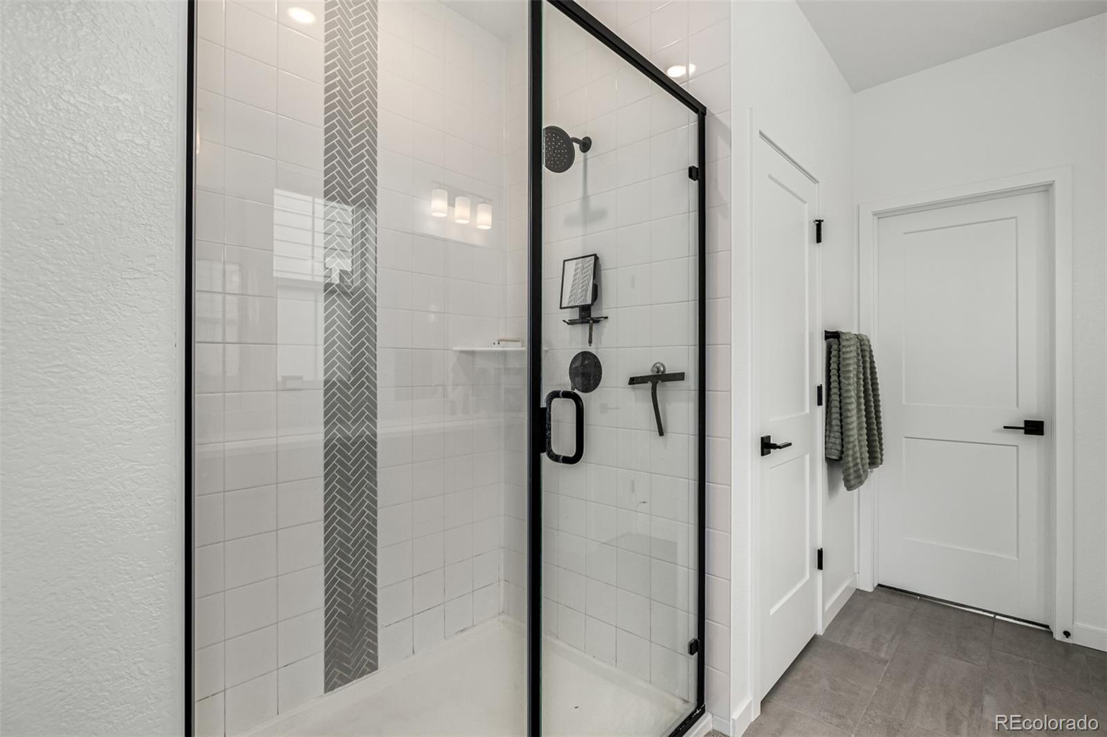 8785 Moonshimmer Trail