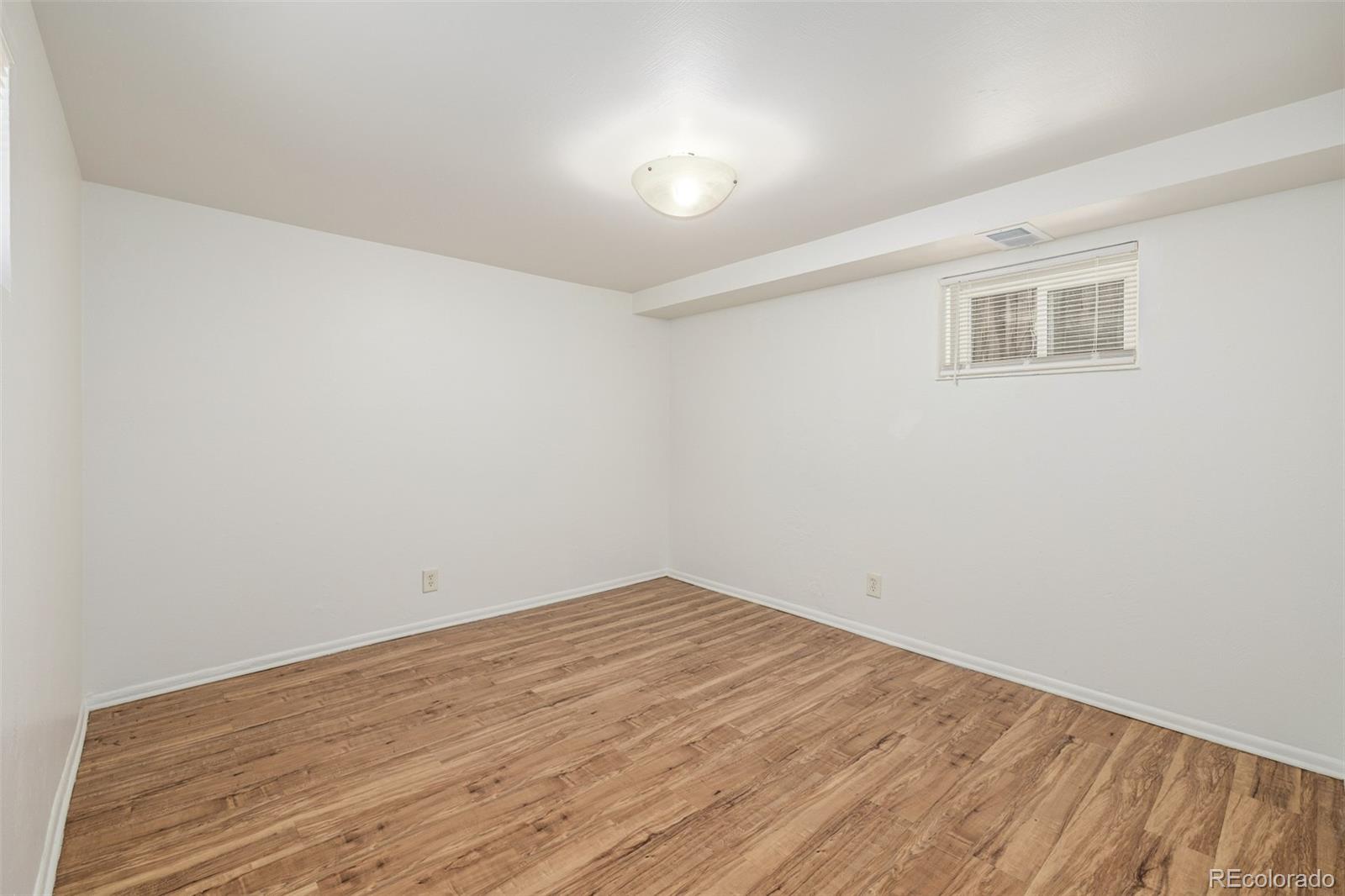 172 W Maple Avenue