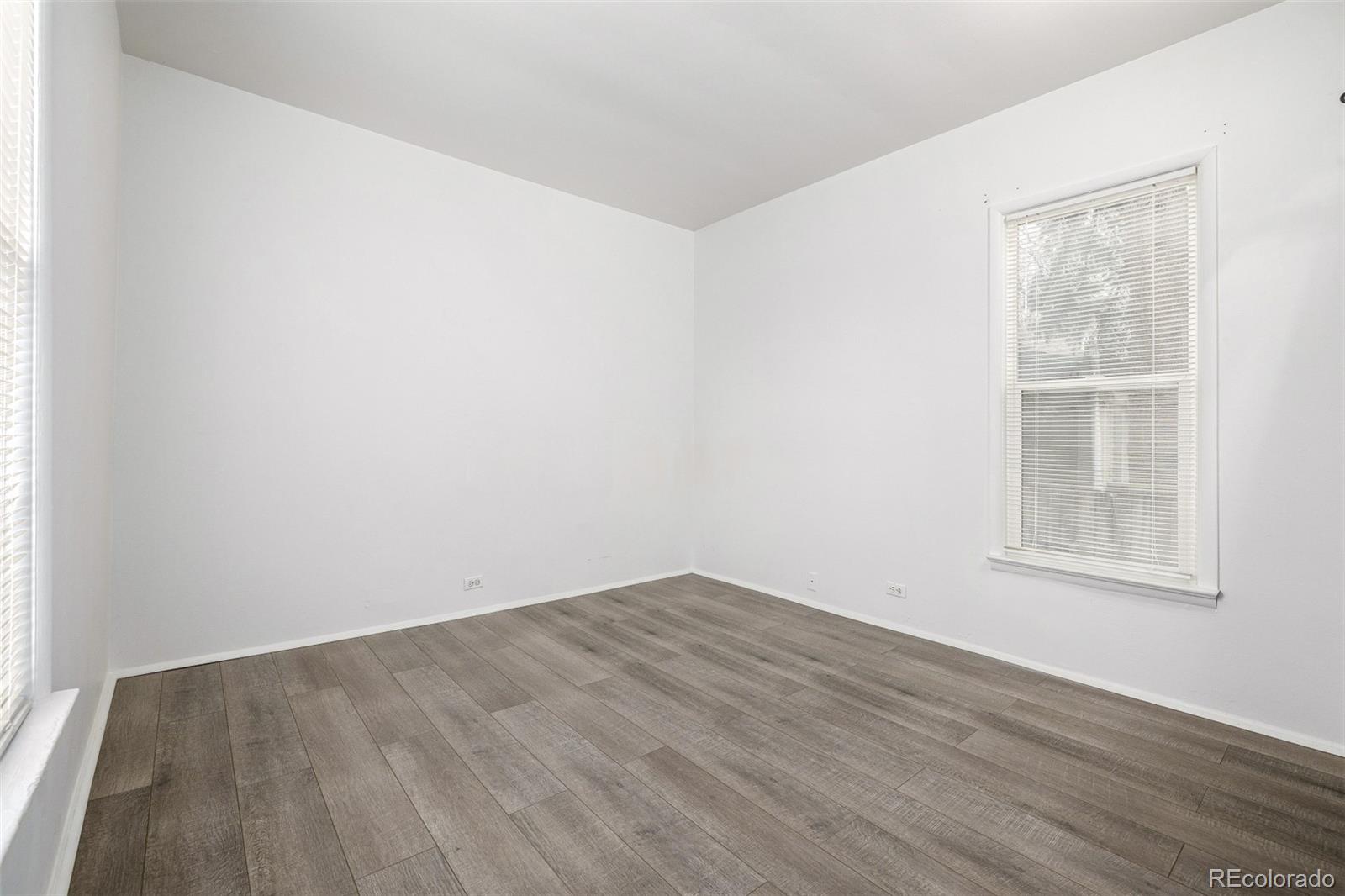 172 W Maple Avenue