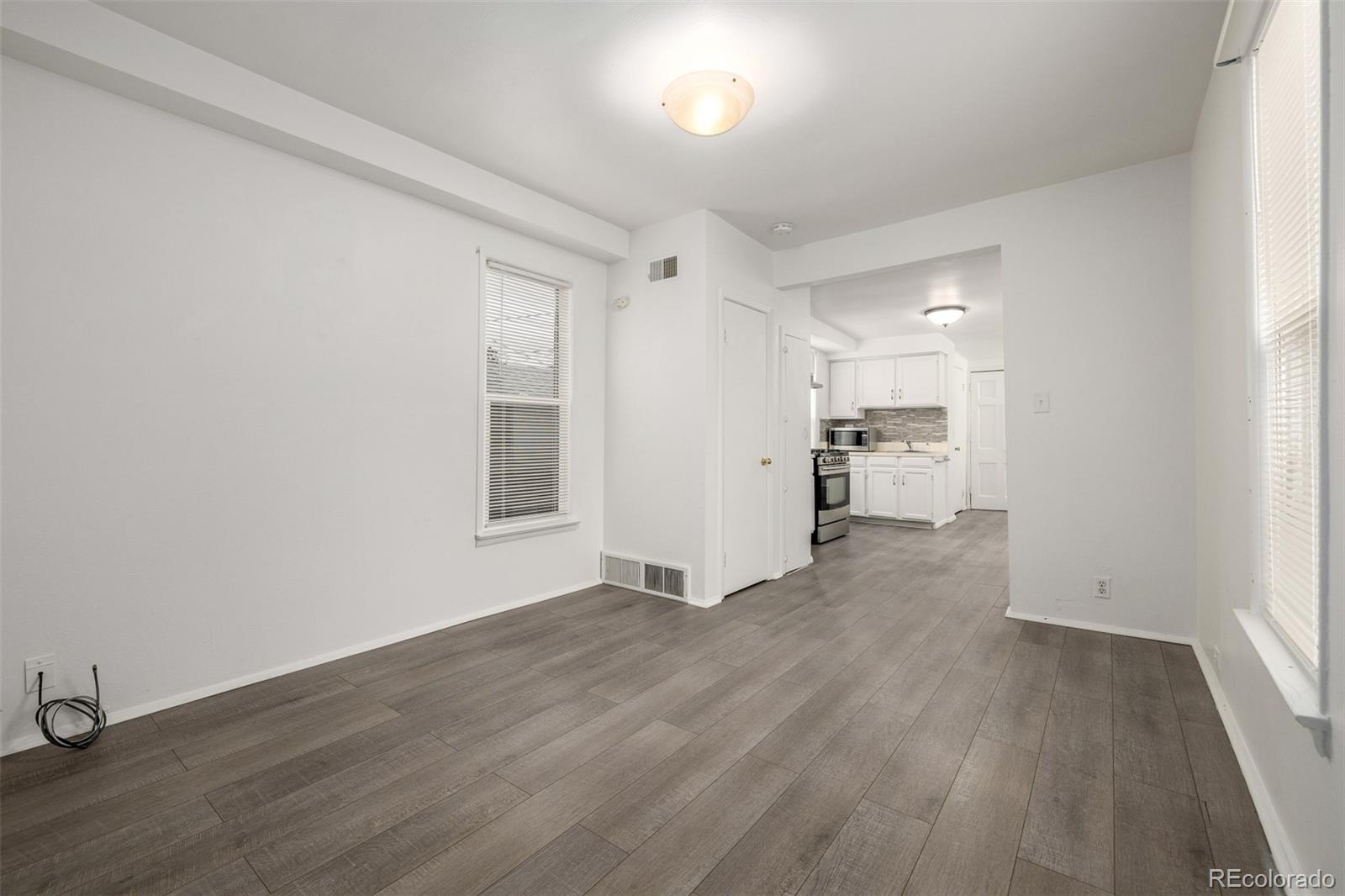 172 W Maple Avenue