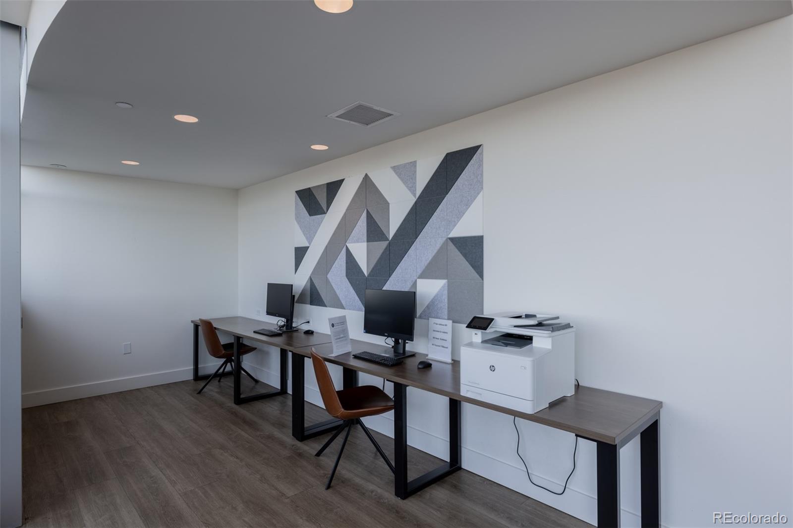 1700 Bassett Street Unit: 513