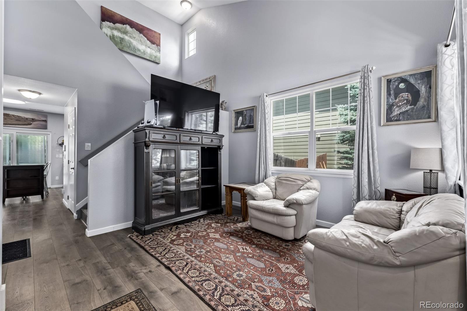 1273 N Heritage Avenue