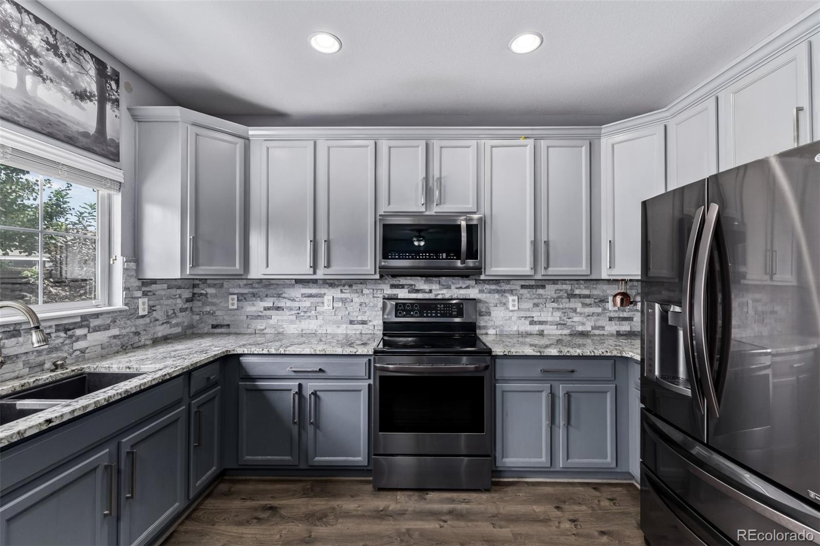 1273 N Heritage Avenue