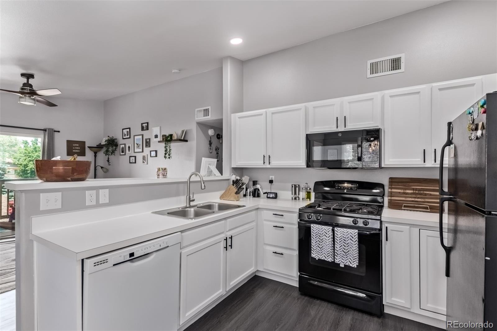 8705 W Berry Avenue Unit: 204