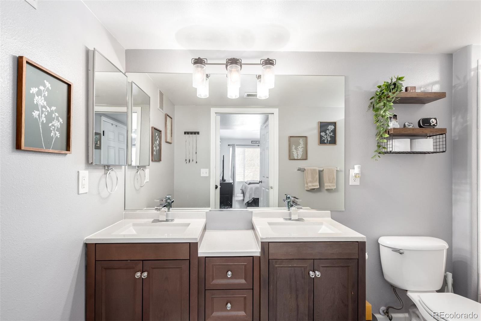 8705 W Berry Avenue Unit: 204