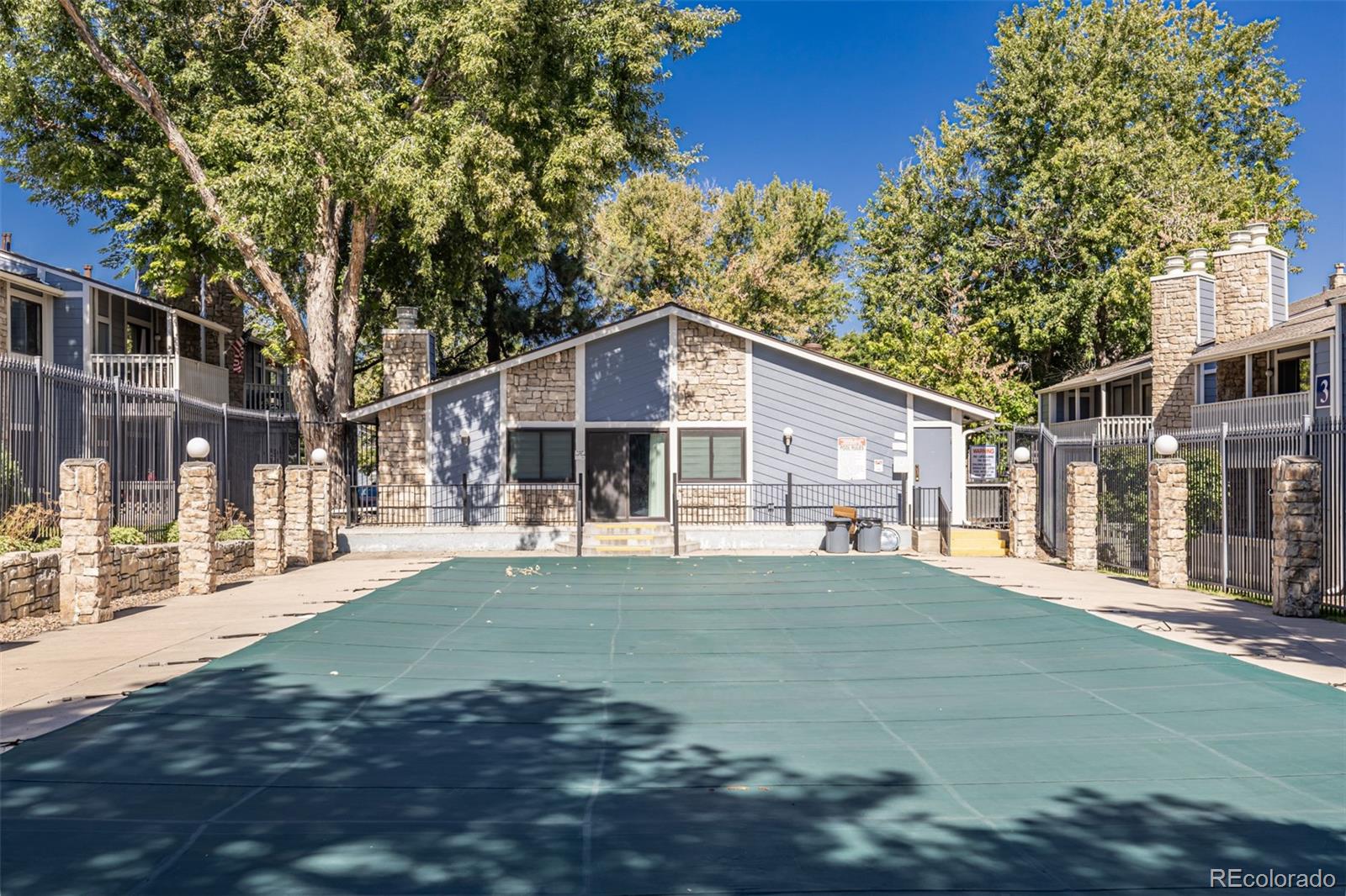 8335 Fairmount Drive Unit: 4-102