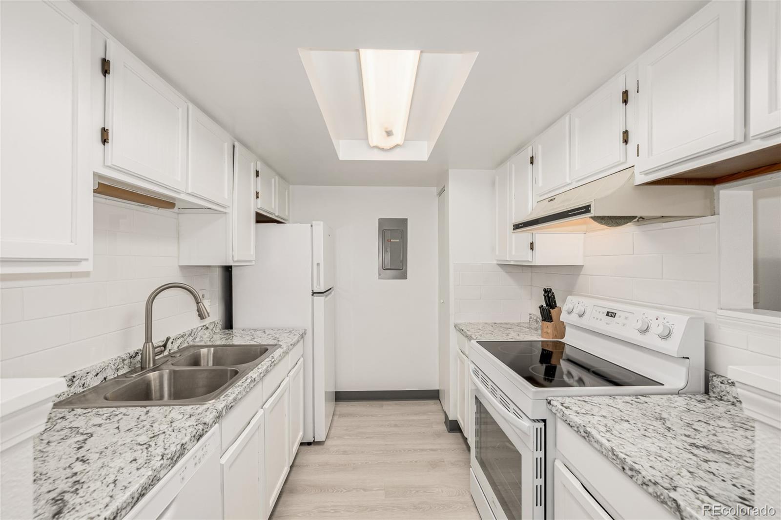 8335 Fairmount Drive Unit: 4-102