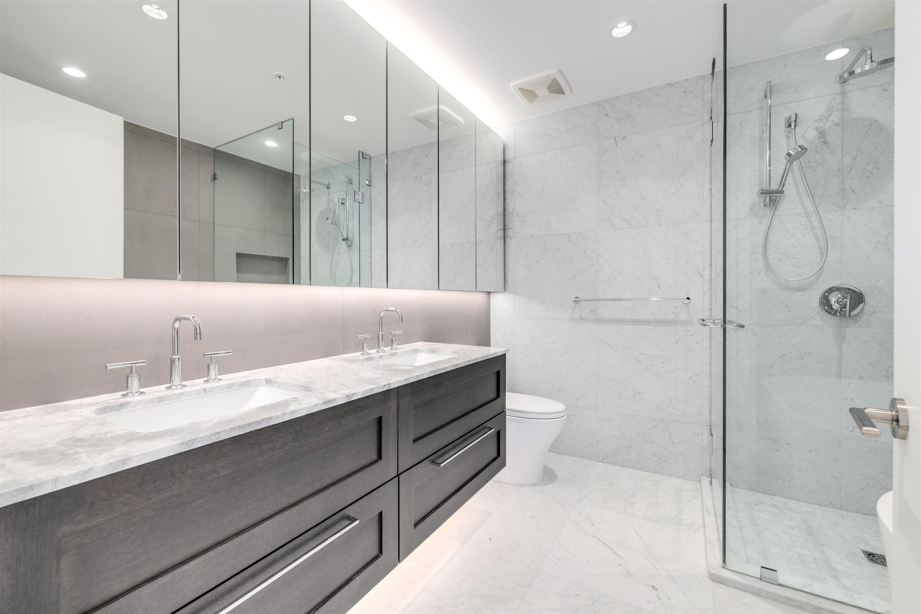 604 1501 FOSTER STREET Unit: 604