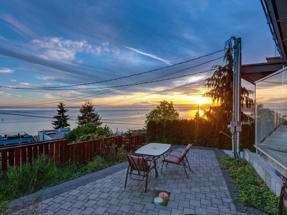 15061 VICTORIA AVENUE