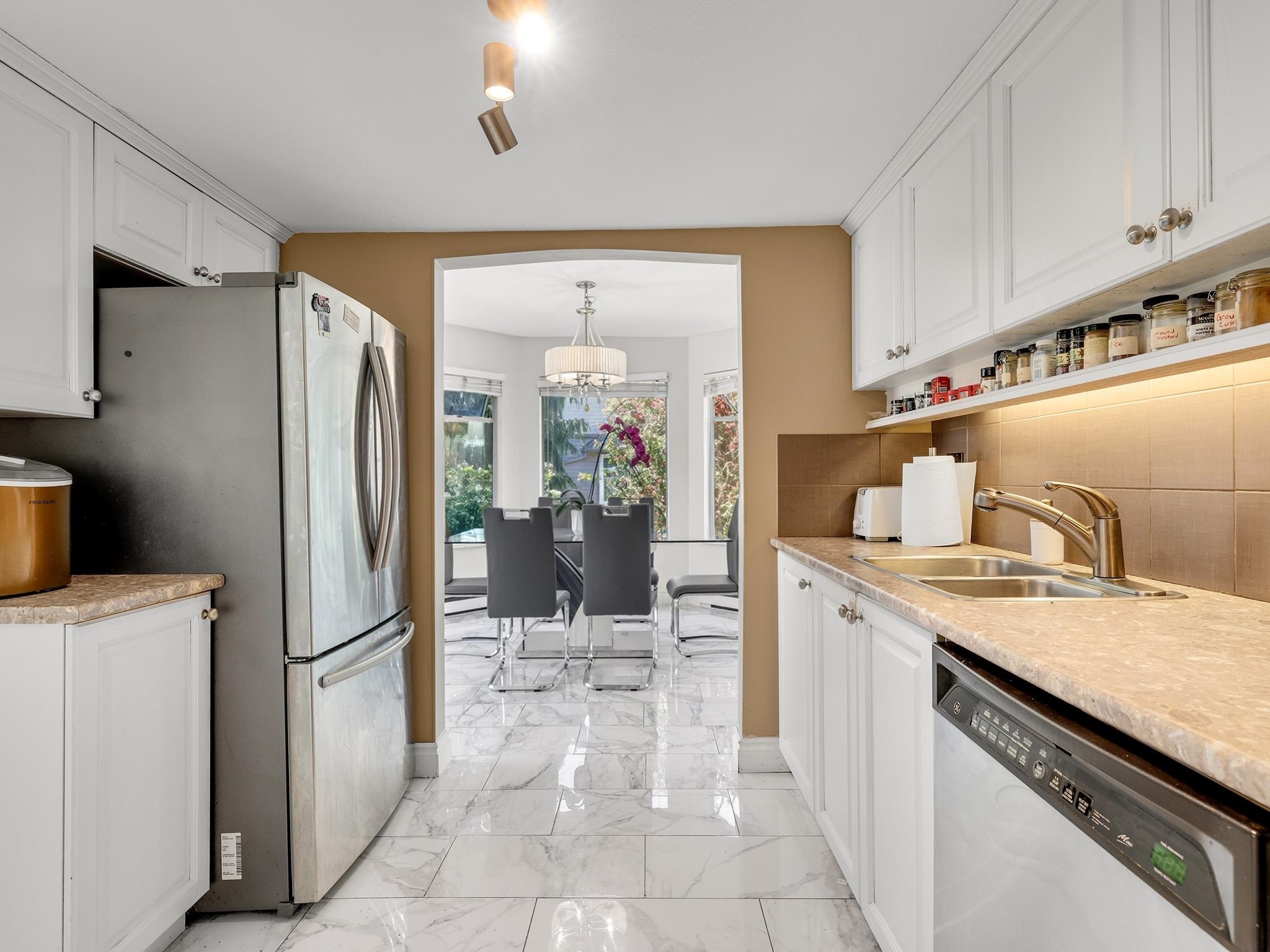 101 1225 MERKLIN STREET Unit: 101