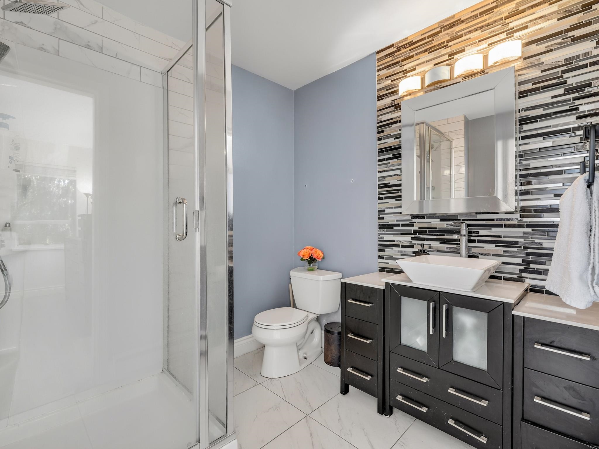 101 1225 MERKLIN STREET Unit: 101