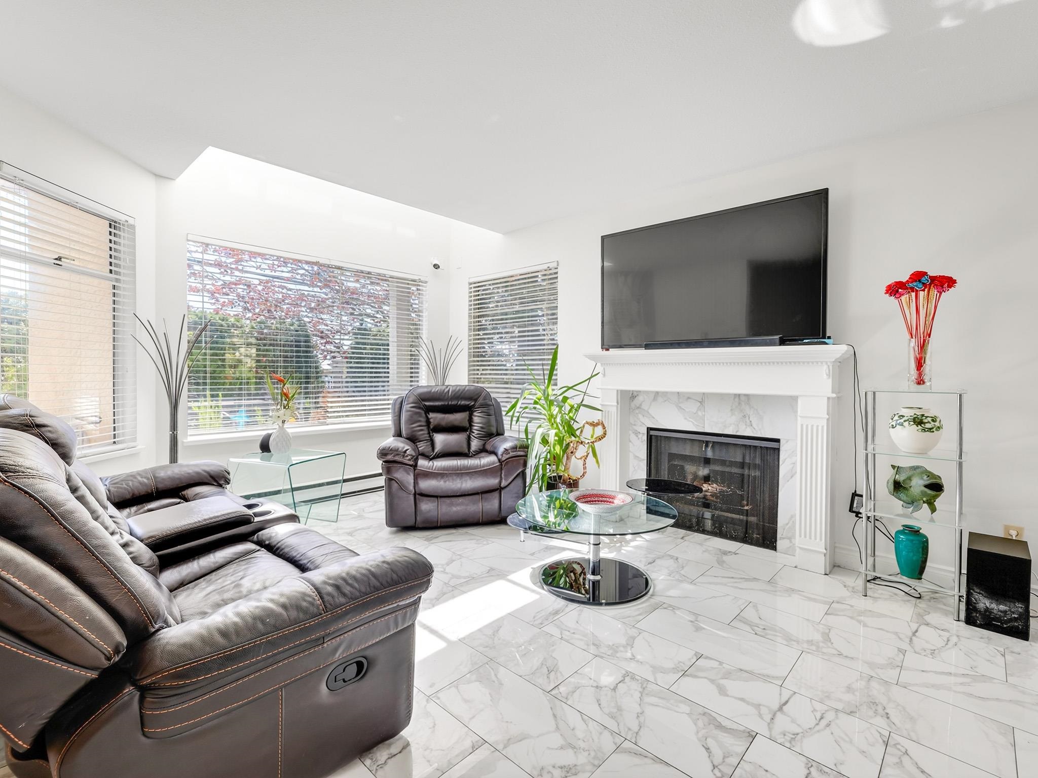 101 1225 MERKLIN STREET Unit: 101