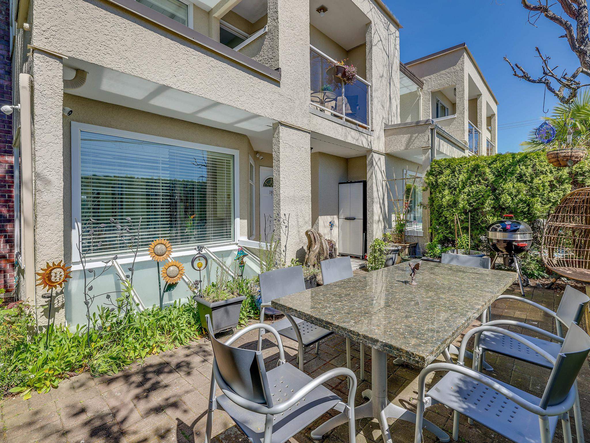 101 1225 MERKLIN STREET Unit: 101