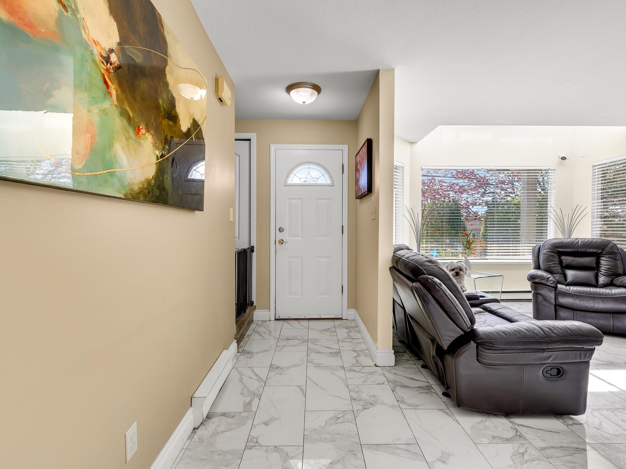 101 1225 MERKLIN STREET Unit: 101