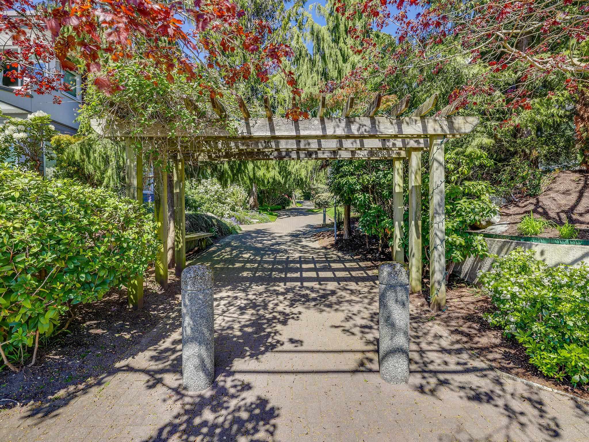 101 1225 MERKLIN STREET Unit: 101