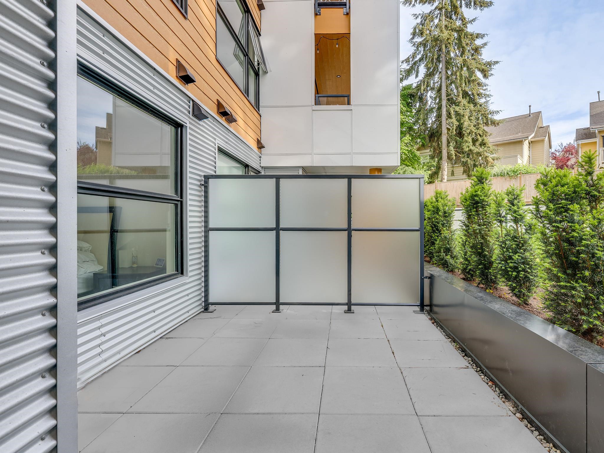 134 2635 KING GEORGE BOULEVARD Unit: 134