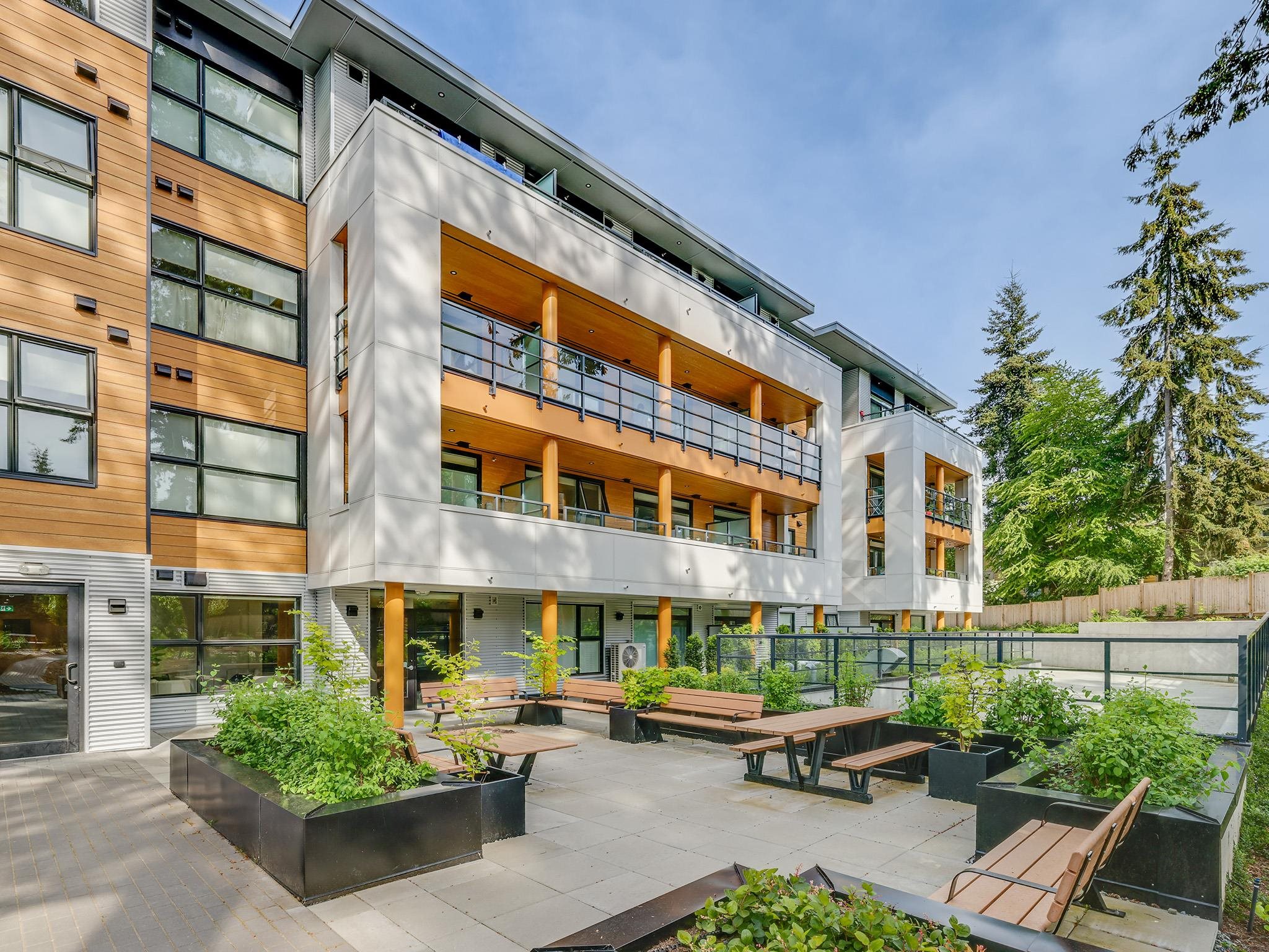 134 2635 KING GEORGE BOULEVARD Unit: 134