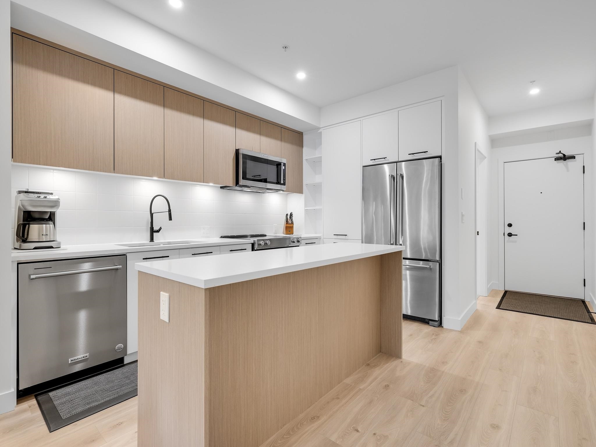 134 2635 KING GEORGE BOULEVARD Unit: 134
