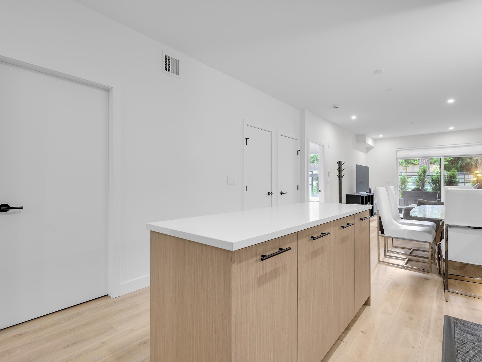 134 2635 KING GEORGE BOULEVARD Unit: 134