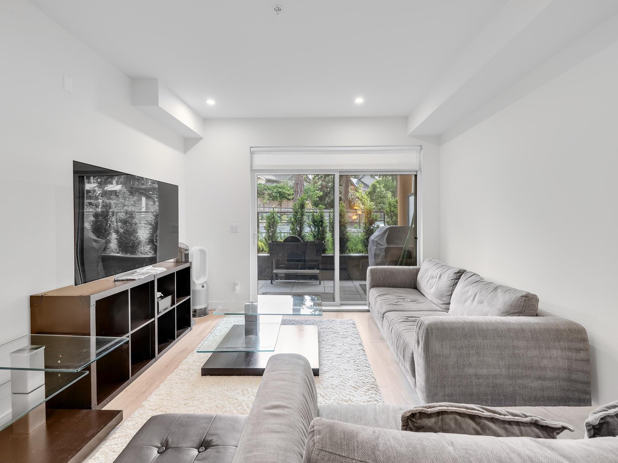134 2635 KING GEORGE BOULEVARD Unit: 134