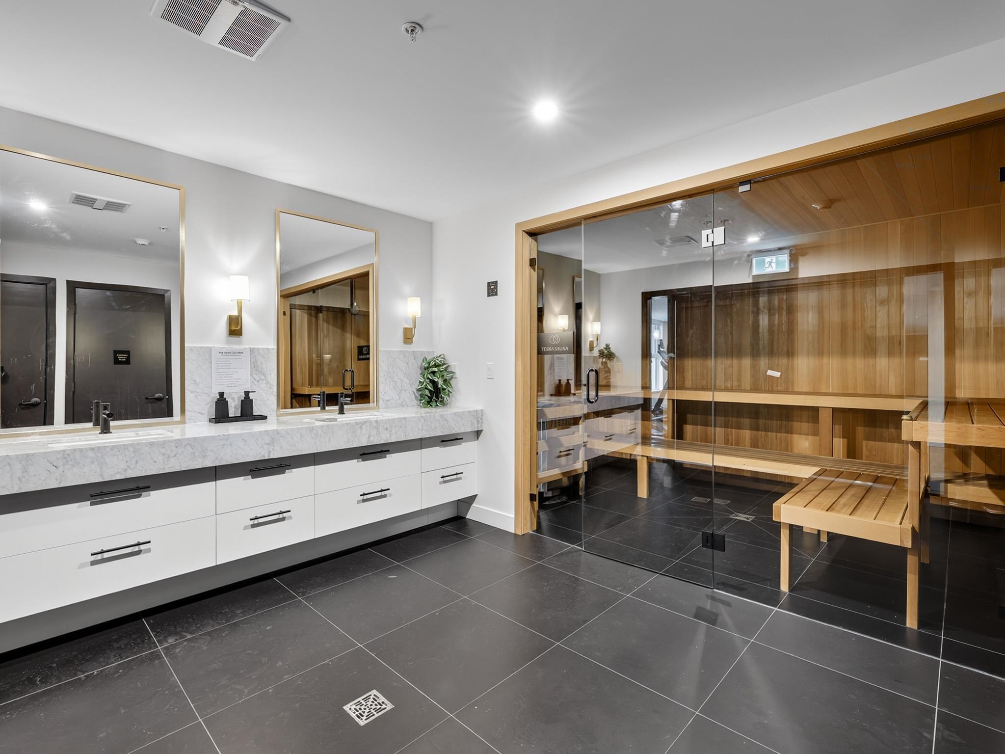 134 2635 KING GEORGE BOULEVARD Unit: 134