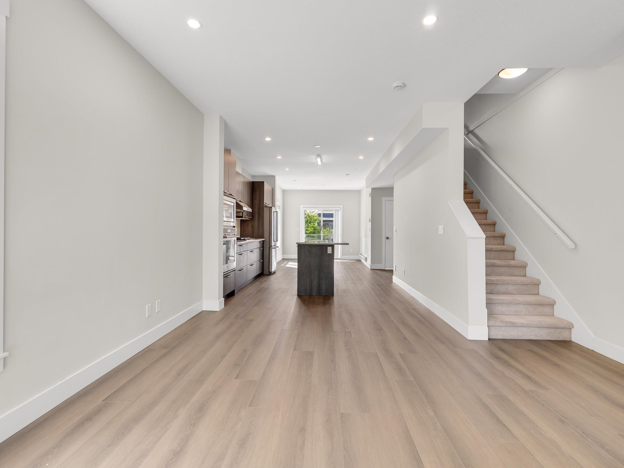 24 16337 23A AVENUE Unit: 24