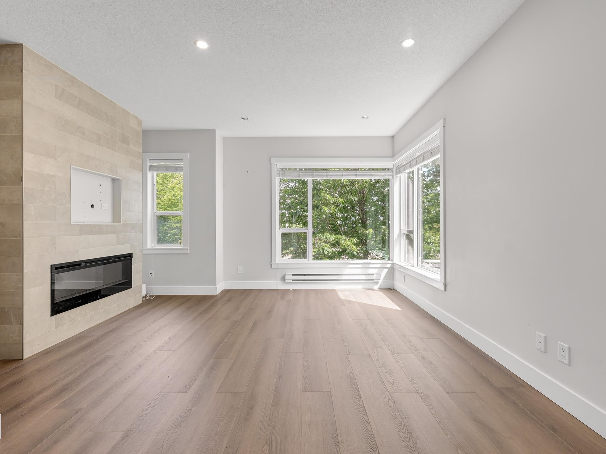 24 16337 23A AVENUE Unit: 24