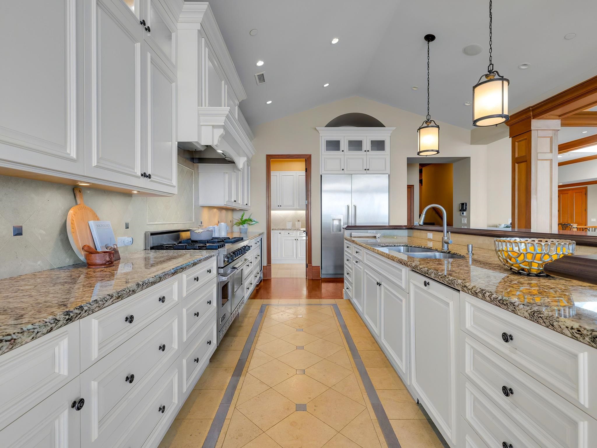 14334 SUNSET DRIVE