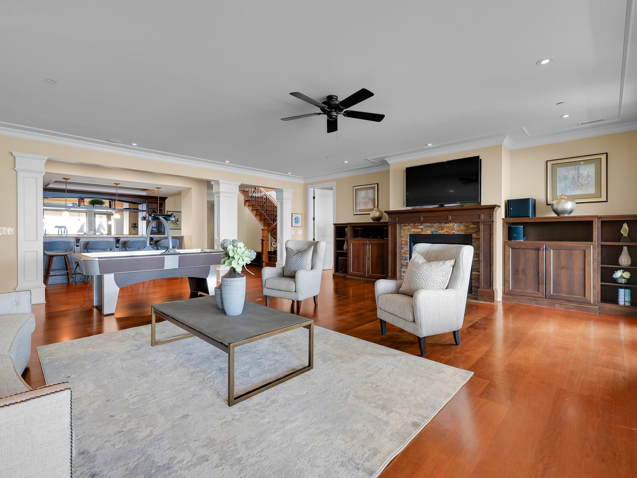 14334 SUNSET DRIVE