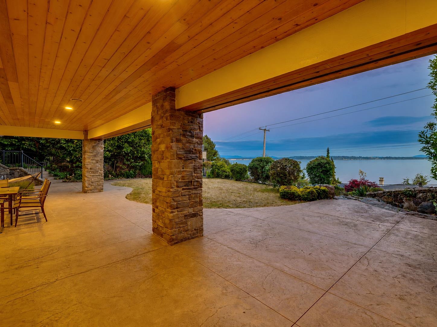 14334 SUNSET DRIVE