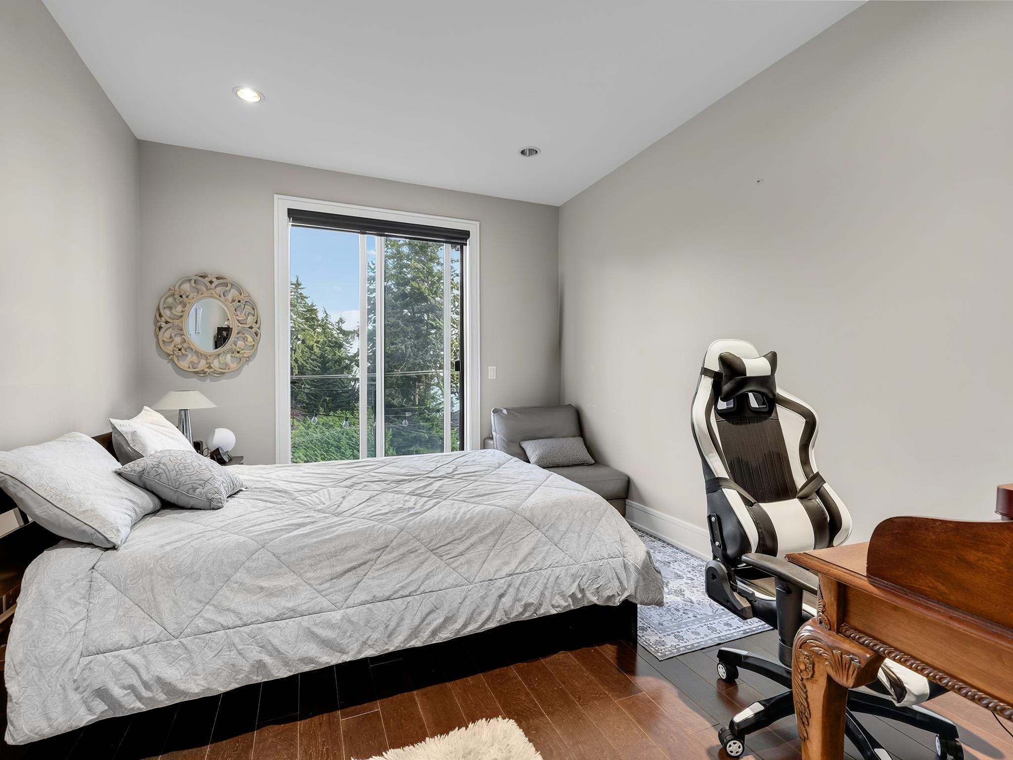 13307 MARINE DRIVE